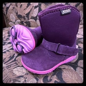 NEW w/o tags-Girls toddler Sz 5 Bogs Winter Boots